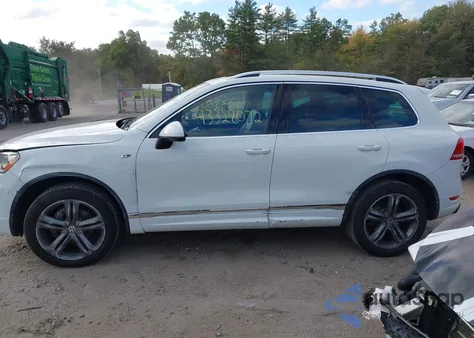 2014 Volkswagen Touareg 3.6L R-Line z USA, uszkodzony, nr VIN WVGDF9BP3ED006854